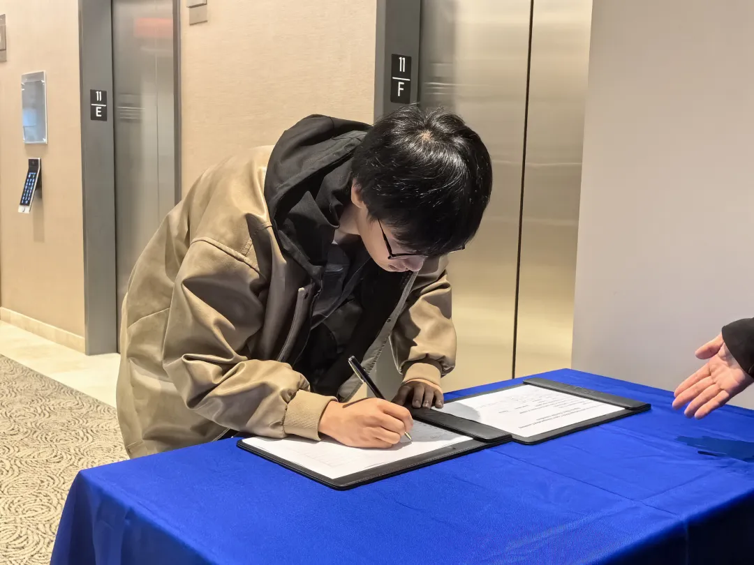 1758615891325952.png 1758615891325952.png